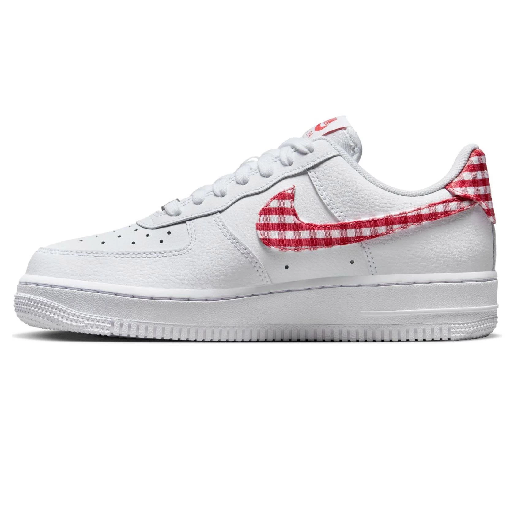 calzado-nike-w-air-force-1-07-ess-trend-dz2784101_b